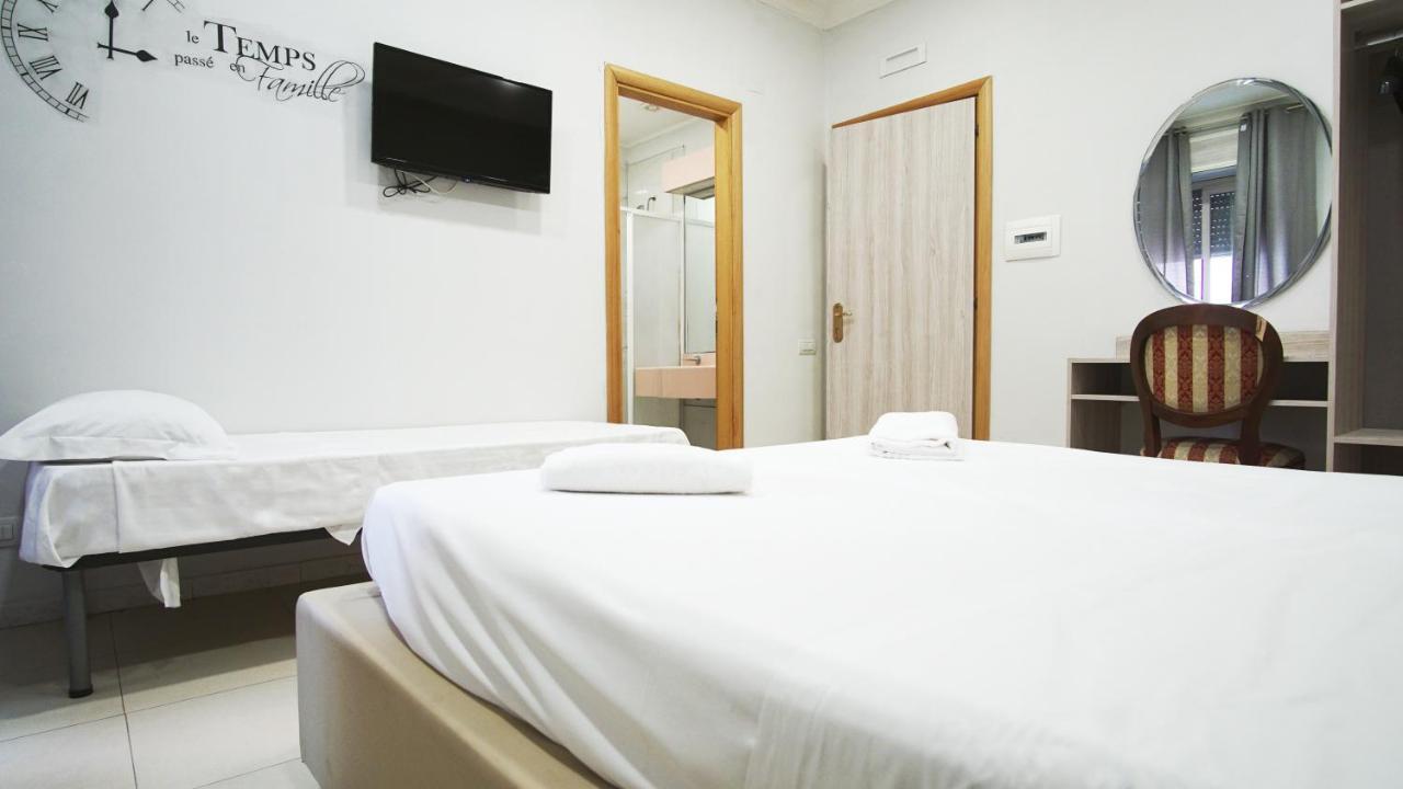 Hotel Cesare 14 Neapel Exteriör bild